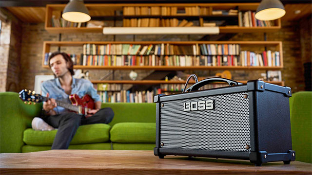 Maximizing the DUAL CUBE LX Portable Guitar Amplifier