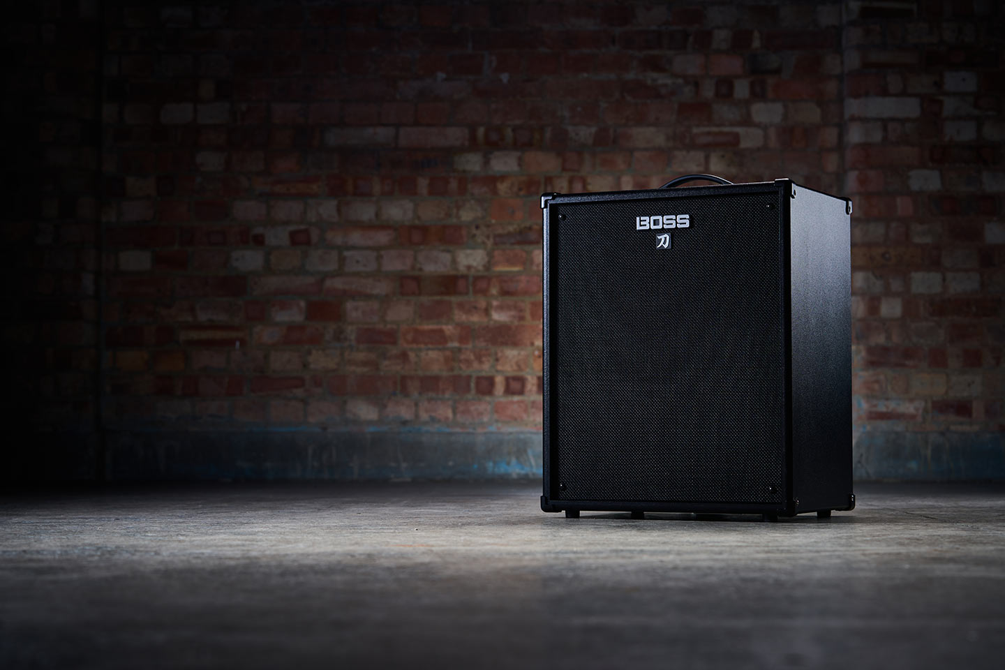 KATANA-210 BASS - Product Gallery